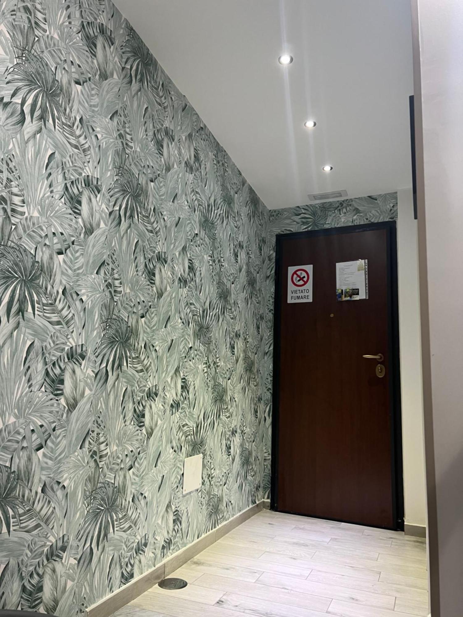 Bed and Breakfast La Casa Di Raffaele Napoli Centro Екстер'єр фото